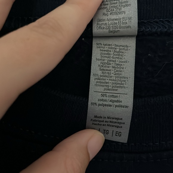 Dino Crew Neck Sweatshirt 🌟 - Picture 4 of 7